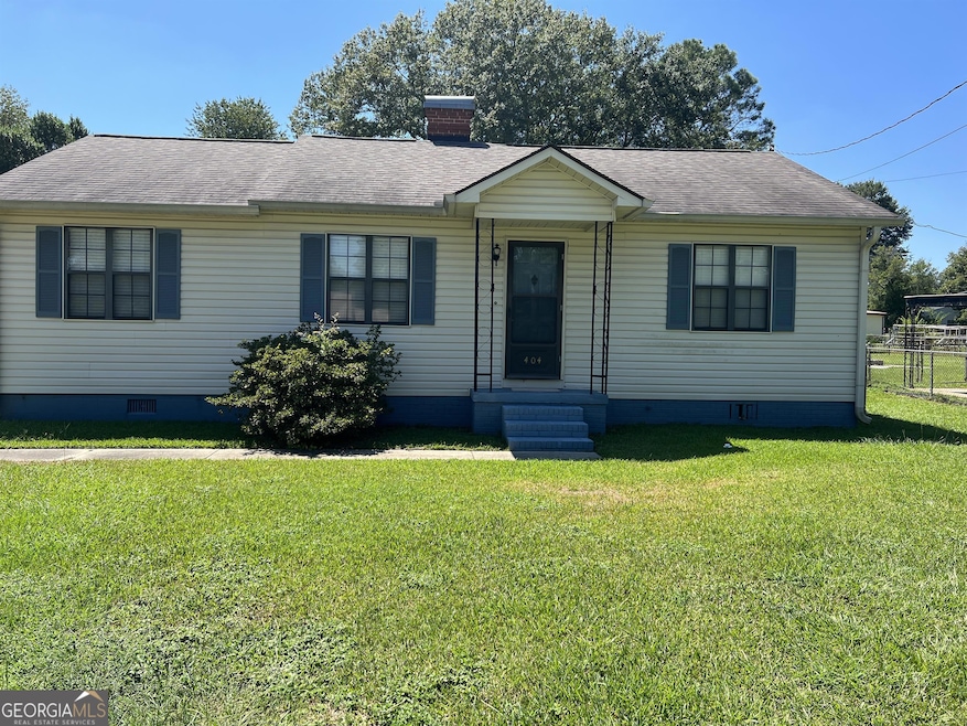 404 Mcarthur Blvd, Warner Robins, GA 31093 - photo 1