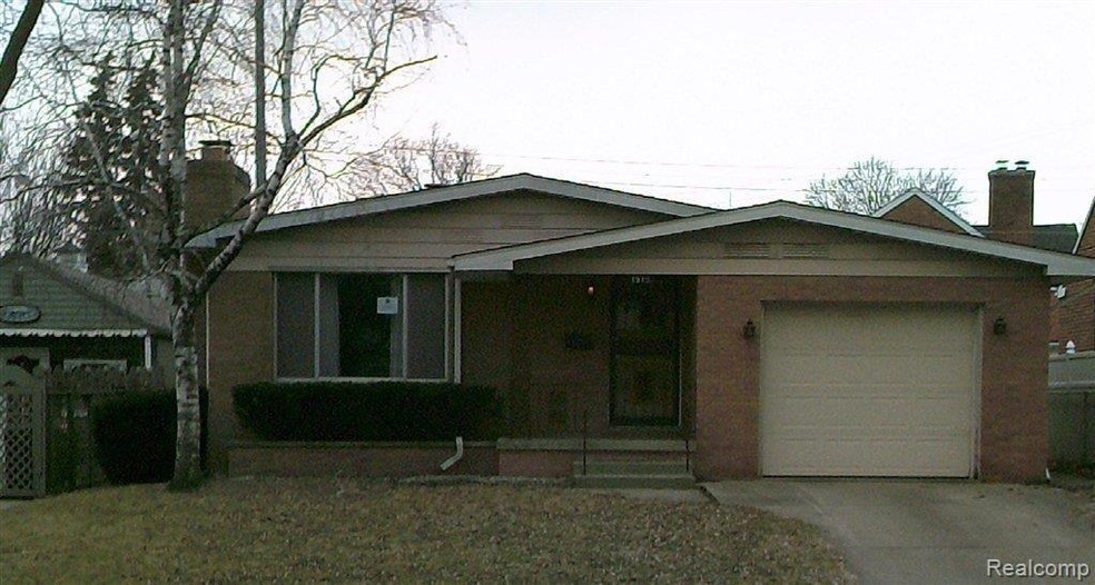 71172159 Front view.jpg