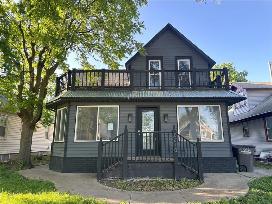2210 E Walnut St, Des Moines, IA 50317 - photo 1