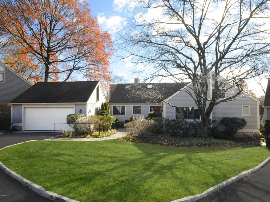 623 W Lyon Farm Dr, Greenwich, CT 06831 - photo 1