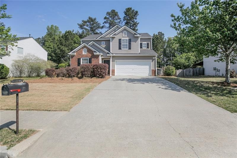 1324 Ivey Pointe Dr, Lawrenceville, GA 30045 - photo 1
