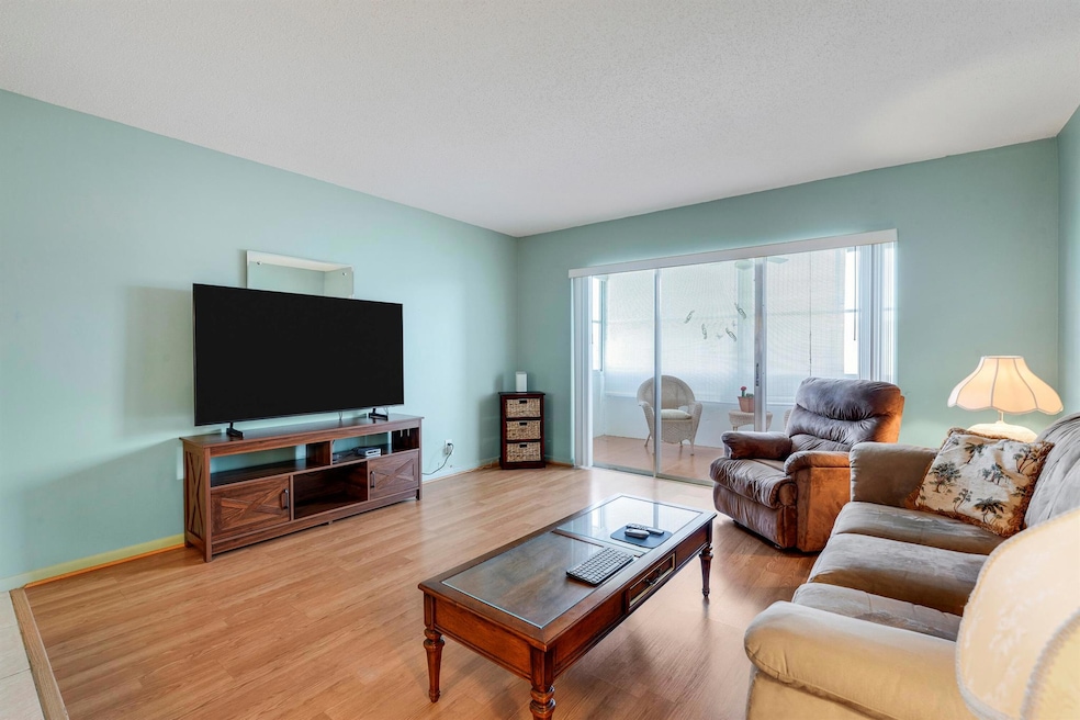 721 Lori Dr unit 303, Palm Springs, FL 33461 - photo 1