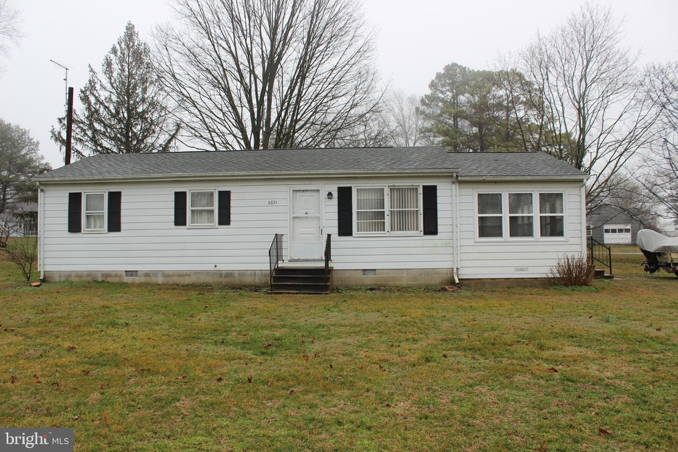 8835 Fairlee Rd, Chestertown, MD 21620 - photo 1