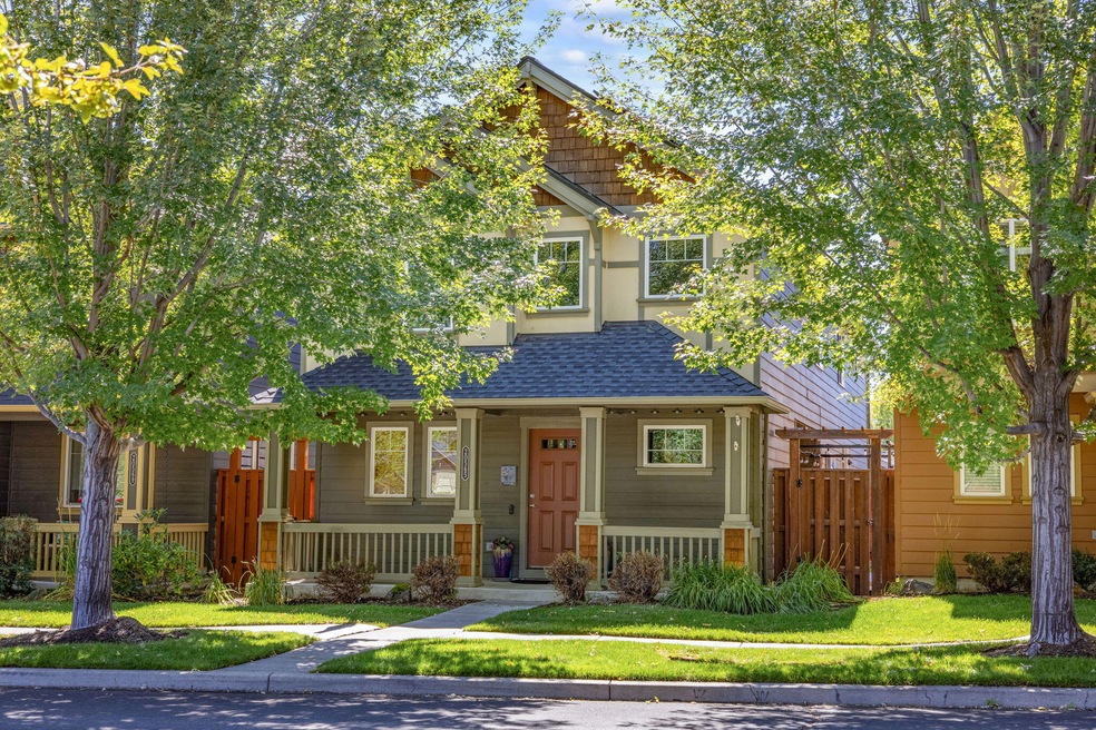 20565 Sun Meadow Way, Bend, OR 97702 - photo 1