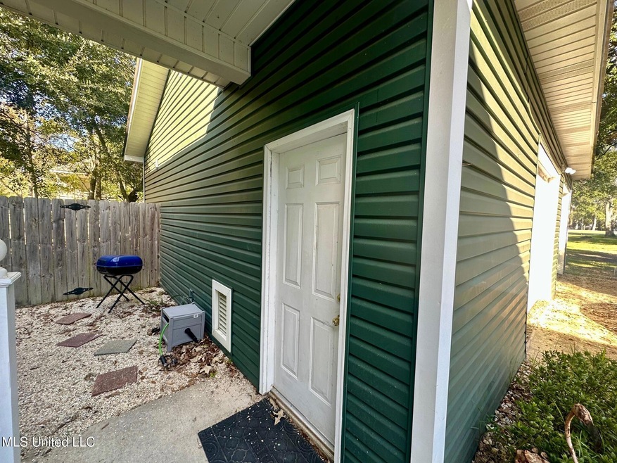 241 Fernwood Dr unit Garage, Pass Christian, MS 39571 - photo 1