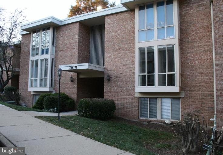 2618 Redcoat Dr unit 2C, Alexandria, VA 22303 - photo 1
