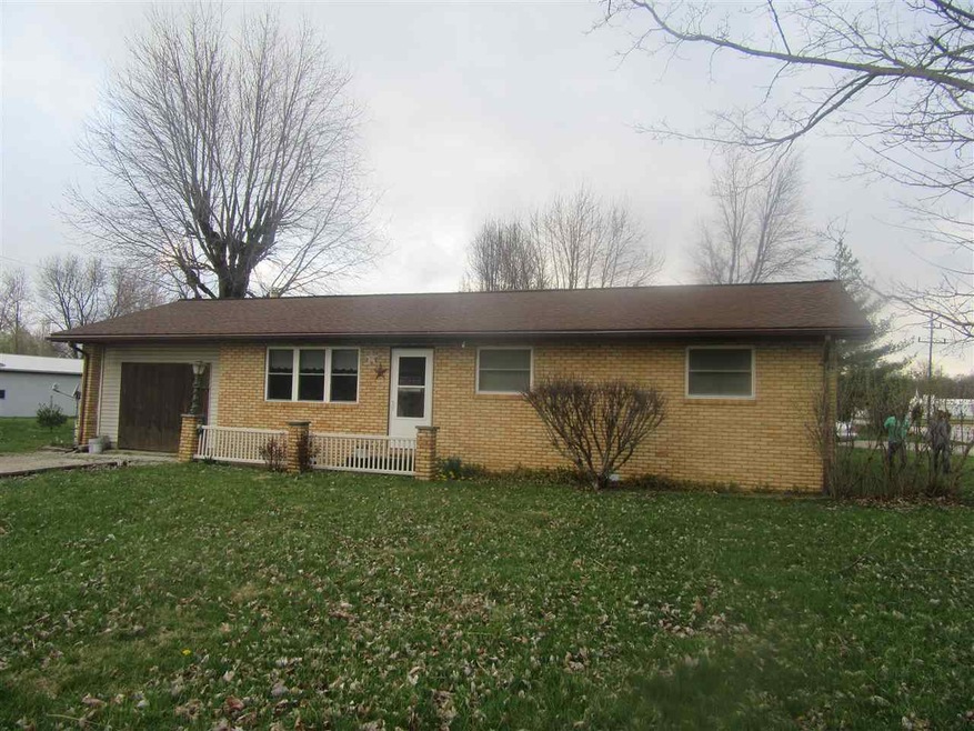 124 E Burrell St, Odon, IN 47562 - photo 1