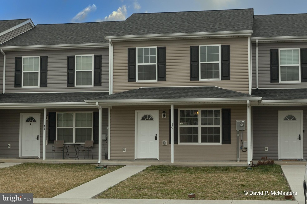 10 Lobo Ln, Inwood, WV 25428 - photo 1