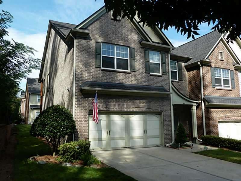 Exterior Front. Beautiful upgraded end unit in Dan
