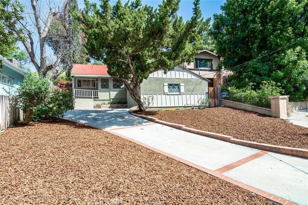 21815 San Miguel St, Woodland Hills, CA 91364 - photo 1