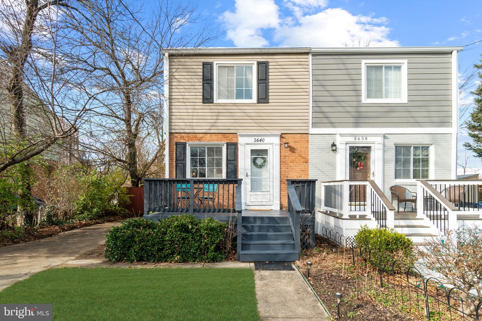 5640 Fenwick Dr, Alexandria, VA 22303 - photo 1