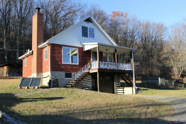 1775 Verona Dr, Pen Argyl, PA 18072 - photo 1