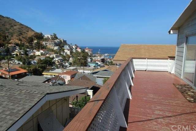 Top Unit - Spacious deck with ocean and Casino vie