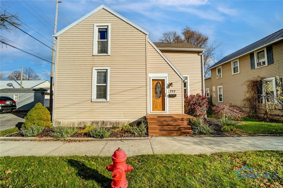 717 S West St, Findlay, OH 45840 - photo 1