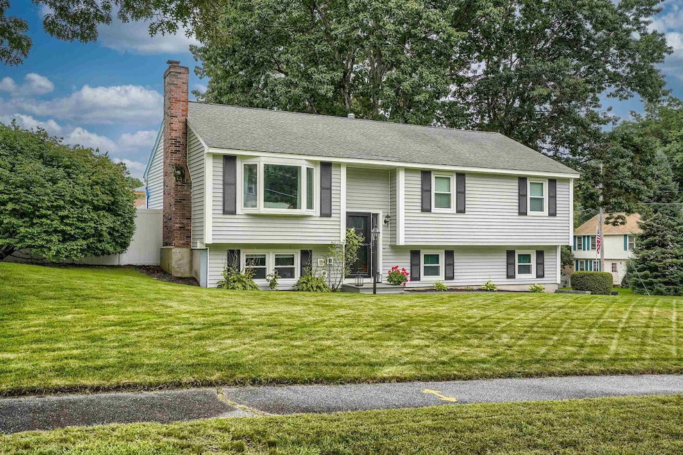 3 Jolori Ln, Nashua, NH 03062 - photo 1