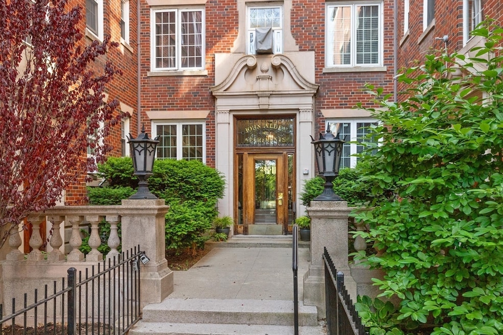 285 Harvard St unit 306, Cambridge, MA 02139 - photo 1