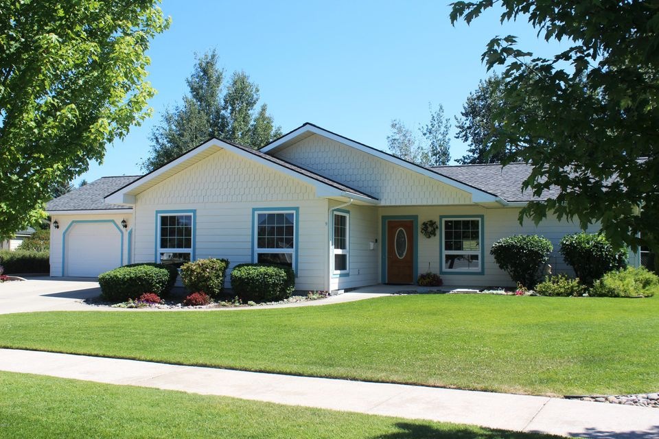 9 Windward Loop