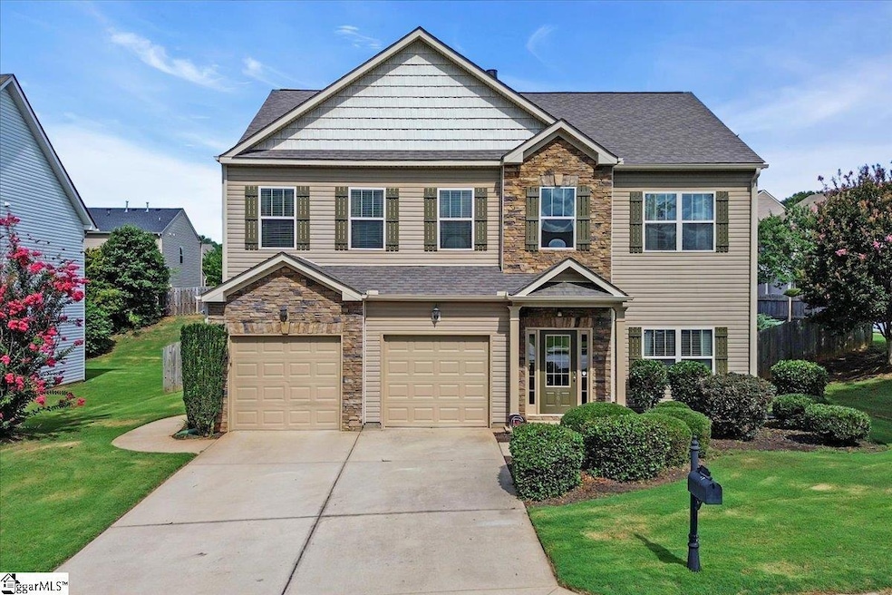 Under Contract $399,900