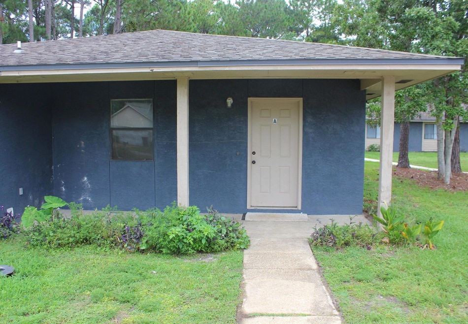 1925 Esplanade St unit A, Navarre, FL 32566 - photo 1