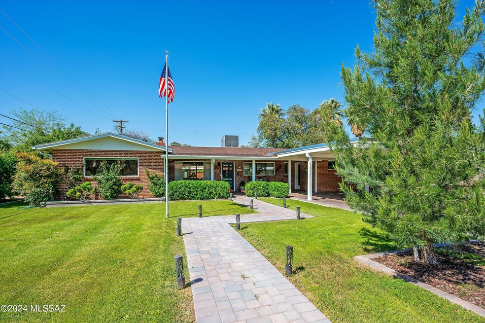 2817 E Mckenzie St, Tucson, AZ 85716 - photo 1