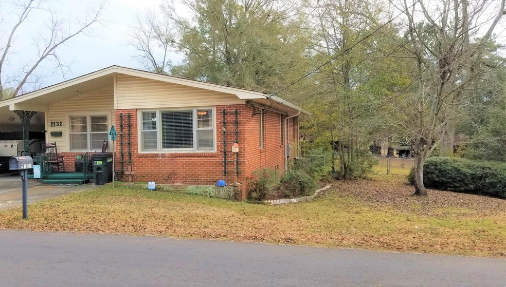2132 W 10th St, Laurel, MS 39440 - photo 1