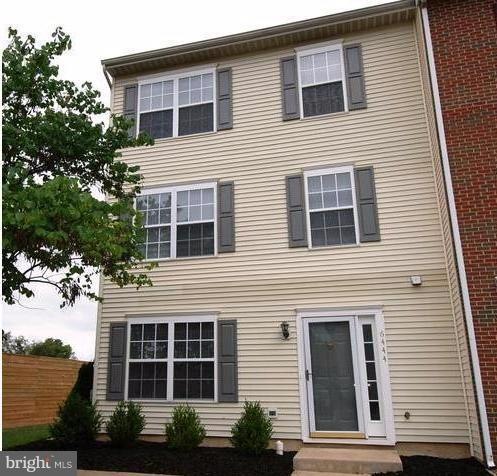 6444 Towncrest Ct W, Frederick, MD 21703 - photo 1