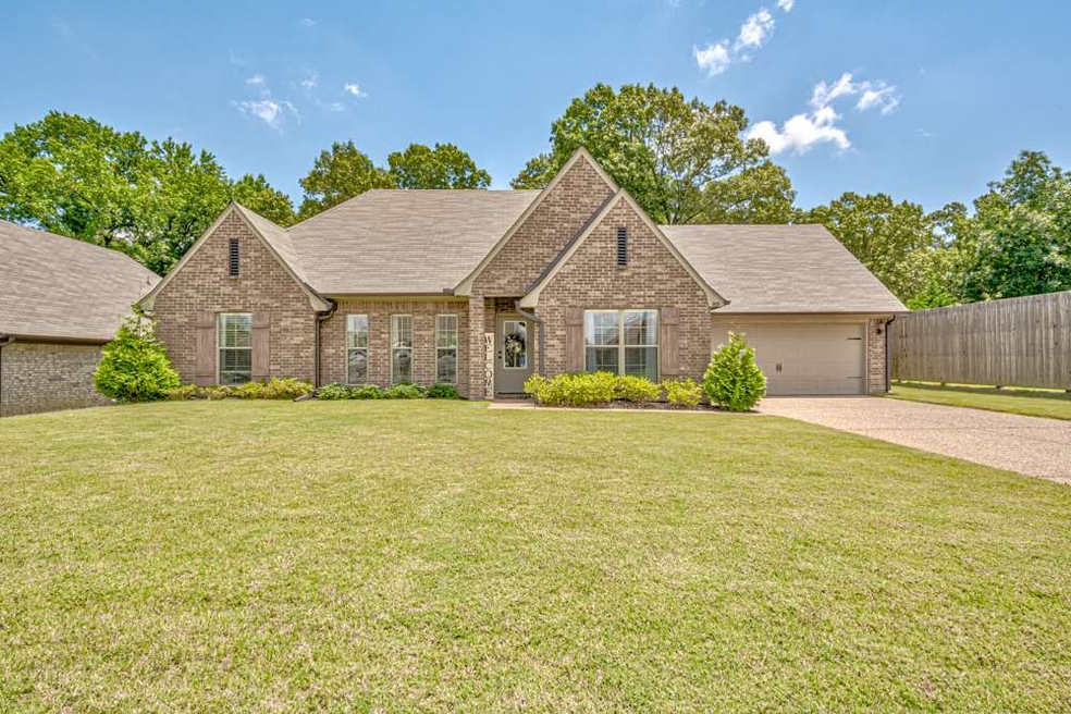 Enjoy LOW Taxes in a great location, close to local Amenities