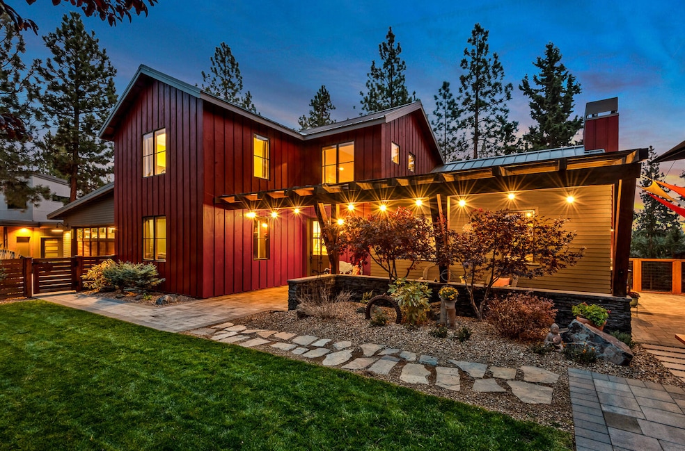 61389 Campbell Ct, Bend, OR 97702 - photo 1