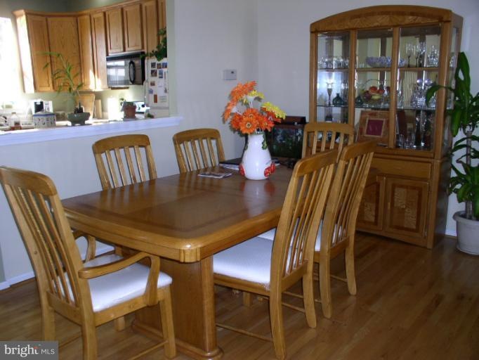 20829 Shamrock Glen Cir, Germantown, MD 20874 - photo 1