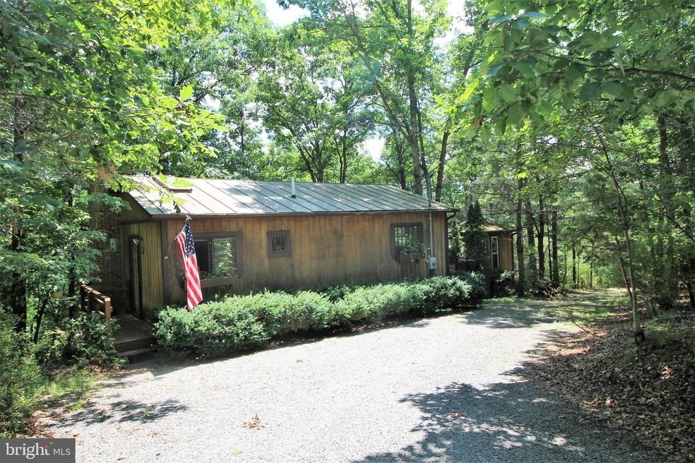 282 Snyders Ridge Rd, Mathias, WV 26812 - photo 1