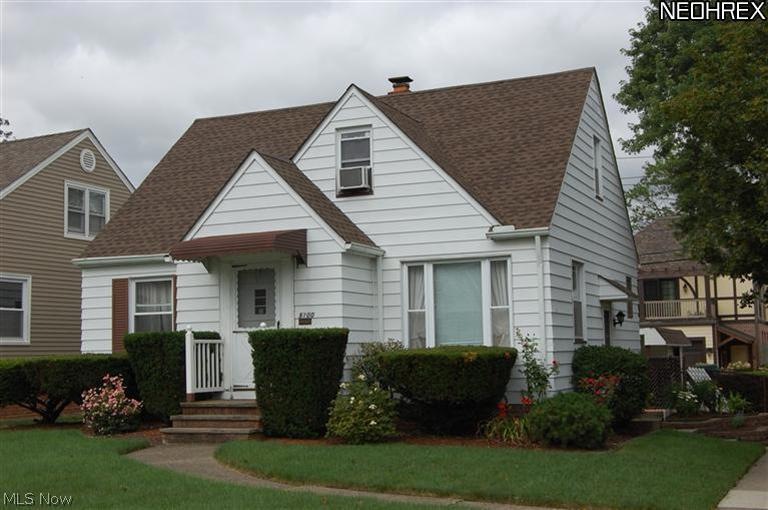 5100 Clement Ave, Maple Heights, OH 44137 - photo 1