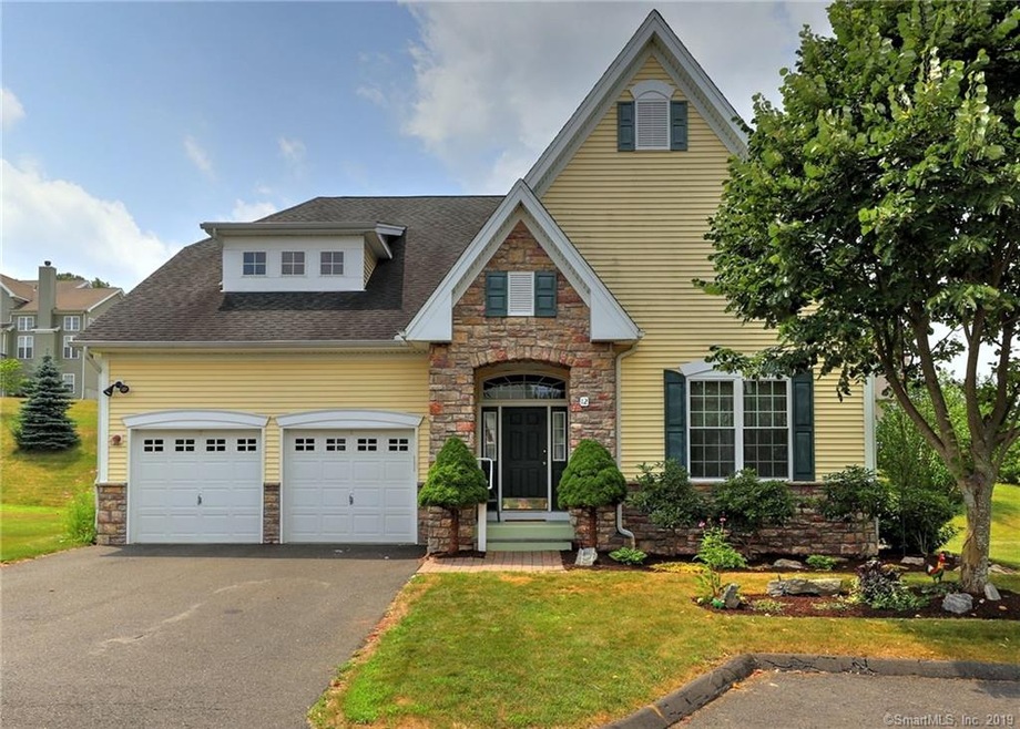 12 Chatham Ct, Middlebury, CT 06762 - photo 1