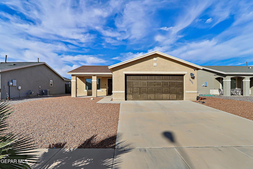 14321 Paraiso Dr, Horizon City, TX 79928 - photo 1