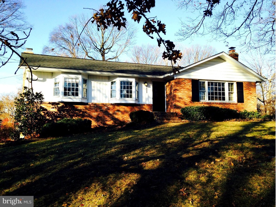 14300 Gaines Ave, Rockville, MD 20853 - photo 1