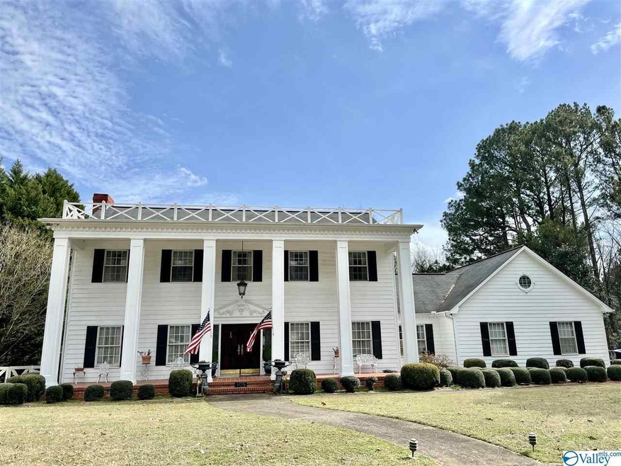 105 Alpine Place, Gadsden, AL 35901 - photo 1