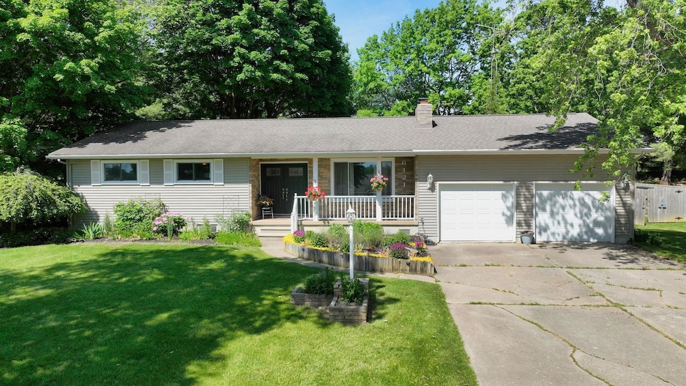 6121 Duffield Rd, Flushing, MI 48433 - photo 1