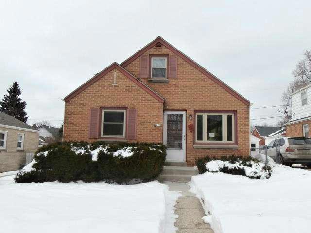 4475 S Taylor Ave, Milwaukee, WI 53207 - photo 1