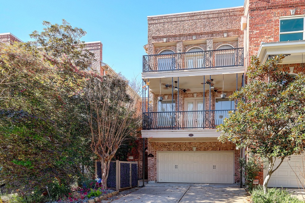 1612 Mcduffie St, Houston, TX 77019 - photo 1