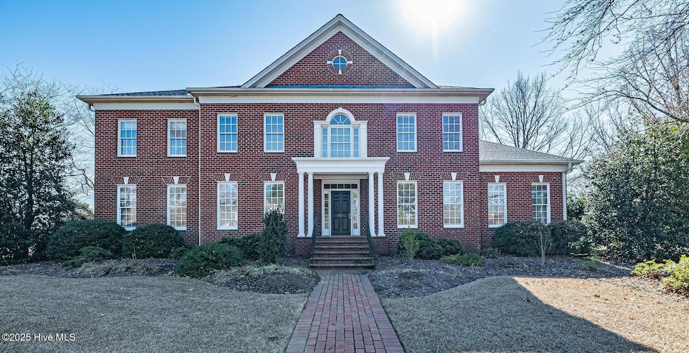 Sold $725,000