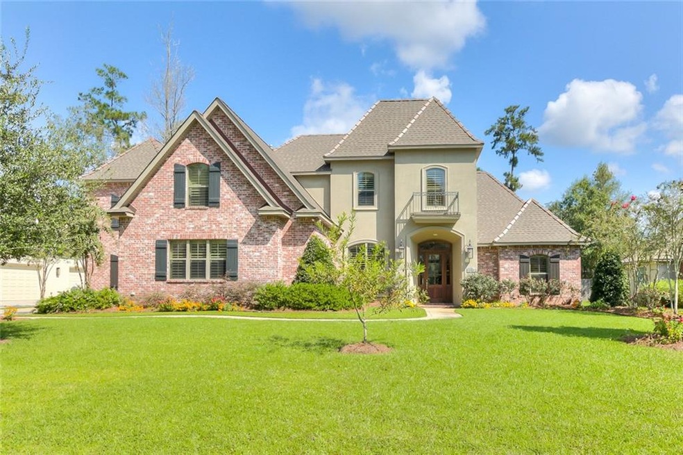 FRONT ENTRANCE HAS LOTS OF CURB APPEAL