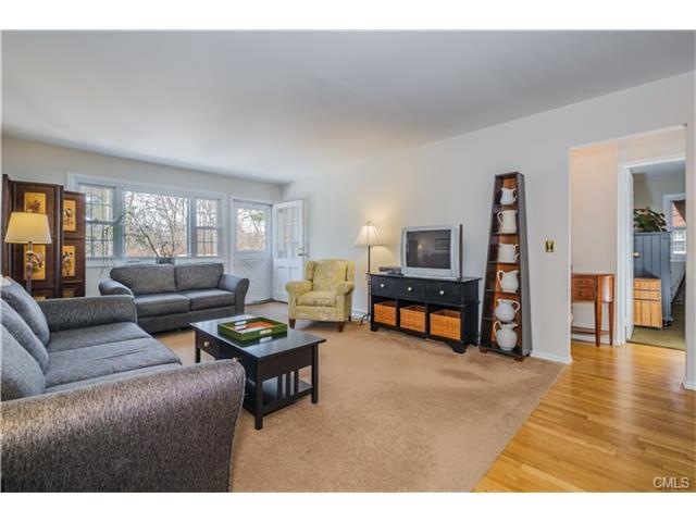 245 Unquowa Rd unit 58, Fairfield, CT 06824 - photo 1