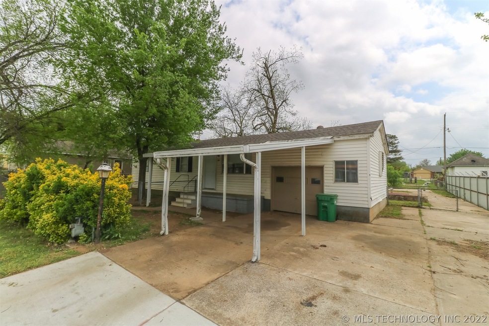 1118 E Cobb Ave, Sapulpa, OK 74066 - photo 1