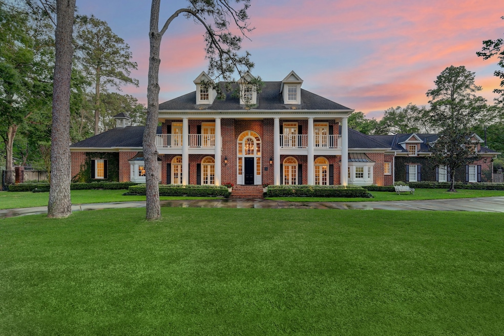 346 Knipp Rd, Houston, TX 77024 - photo 1