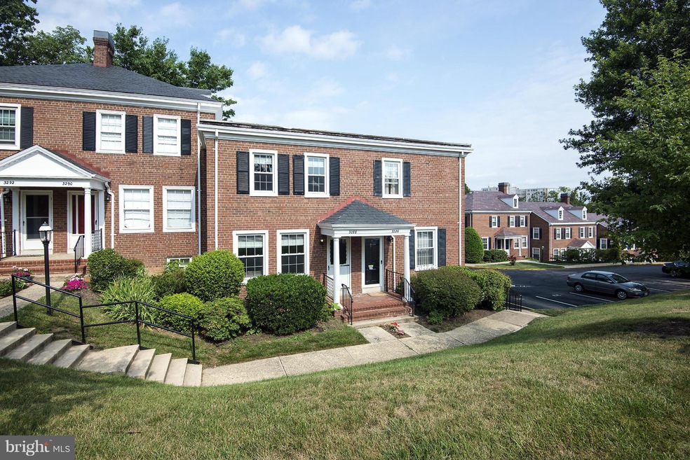 3288 S Utah St, Arlington, VA 22206 - photo 1