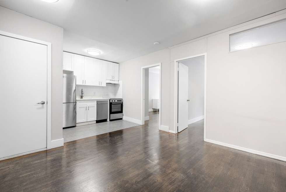 416 W 23rd St unit 2-C, New York, NY 10011 - photo 1