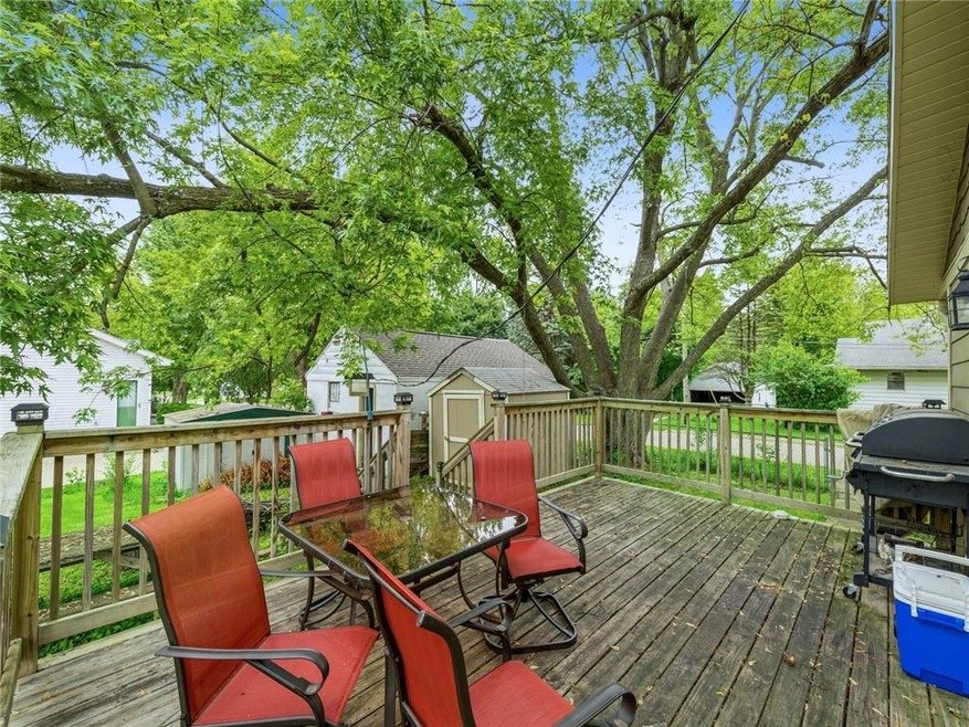 701 Leland Ave, Des Moines, IA 50315 - photo 1