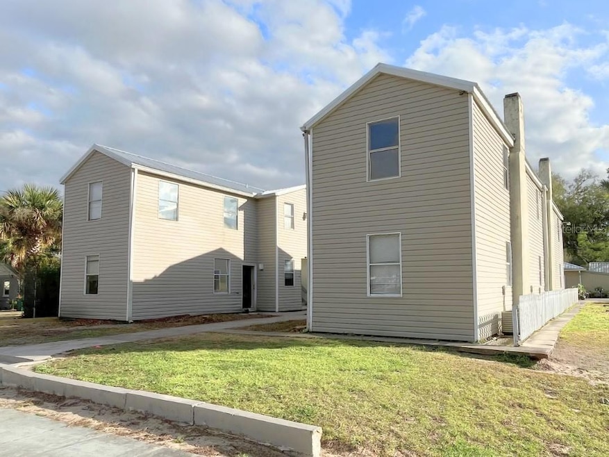 321 W Ianthe St unit 4, Tavares, FL 32778 - photo 1