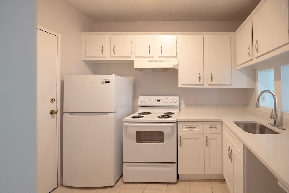 5 Beaver Park Rd unit 3, Framingham, MA 01702 - photo 1