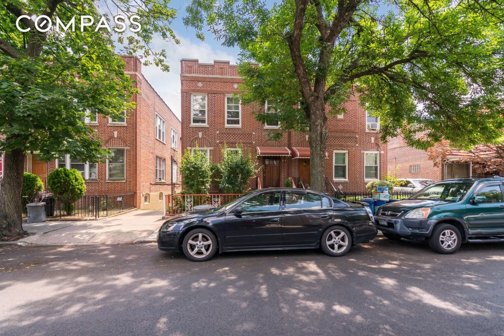 32-31 45th St, Astoria, NY 11103 - photo 1