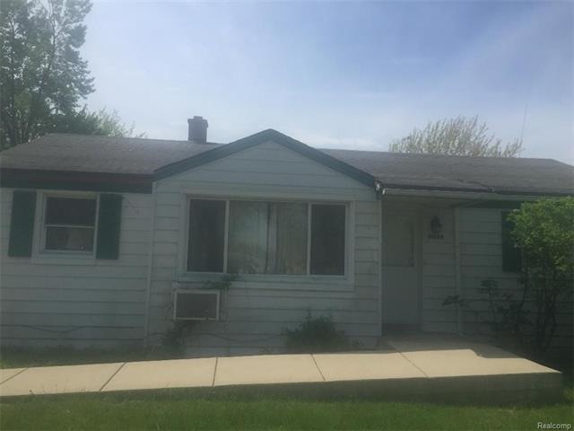 front of house jpeg.jpg